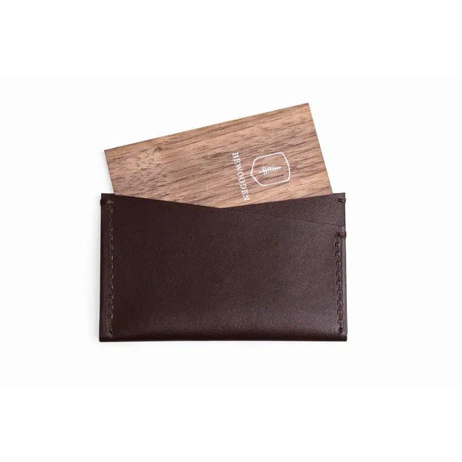 Bewooden kožené pouzdro na karty Brunn - náhled 2