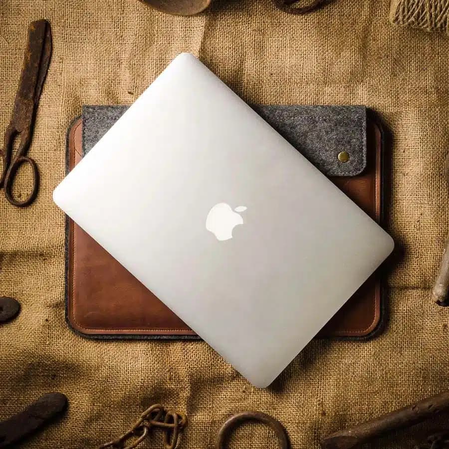 Crazy Horse Craft Kožený obal na MacBook 12” 2015-2018 Classic Brown - náhled 5