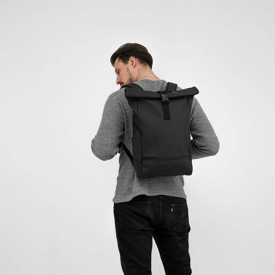 Johnny Urban voděodolný rolovací batoh Harvey béžovo-šedý 17,5l - náhled 2