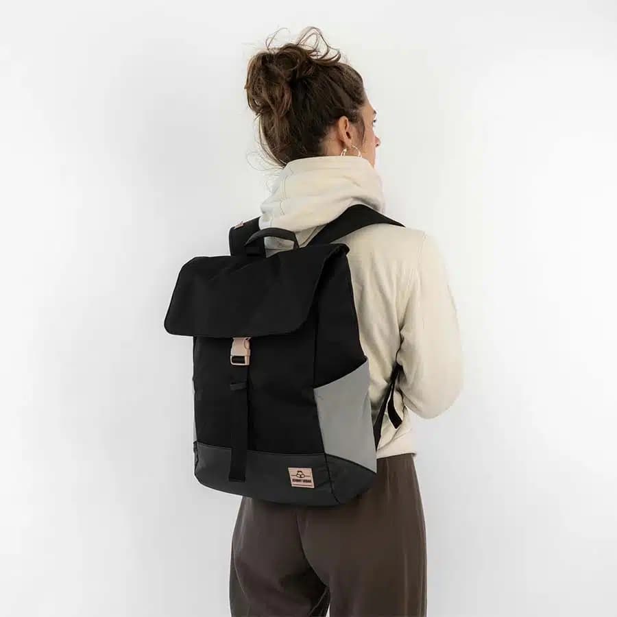 Johnny Urban Městský batoh s klopou Mika béžovo-růžová 15,5l - náhled 2