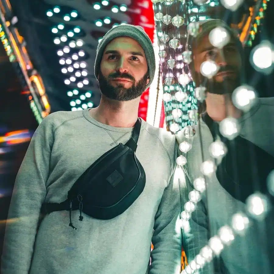 Johnny Urban Crossbody ledvinka Ben krémová 2l - náhled 2