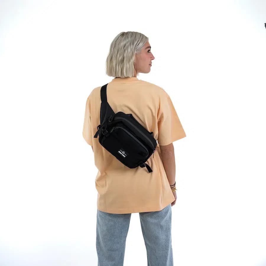 Johnny Urban Crossbody taška přes rameno Travis béžová 5,7l - náhled 2