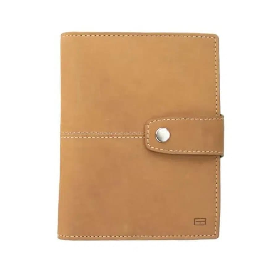 Garzini Kožené pouzdro na pas a doklady AirTag Camel Brown - náhled 4