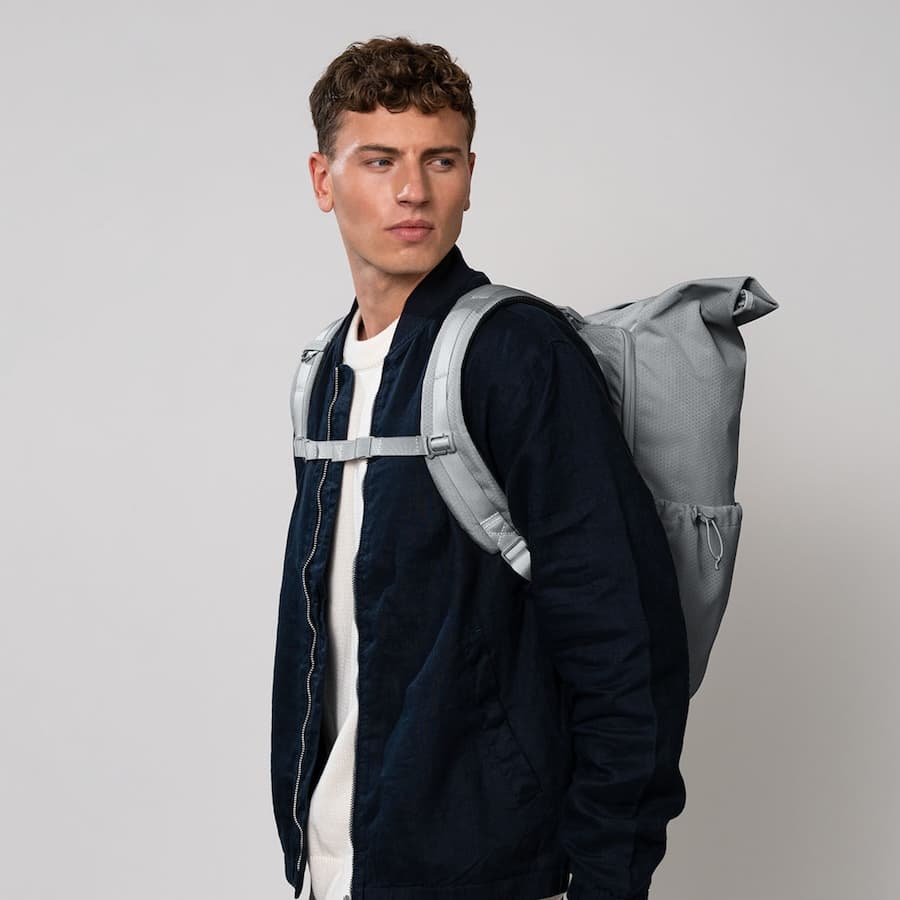 Kapten & Son Velký voděodolný rolovací batoh Banff All Black 35l - náhled 2