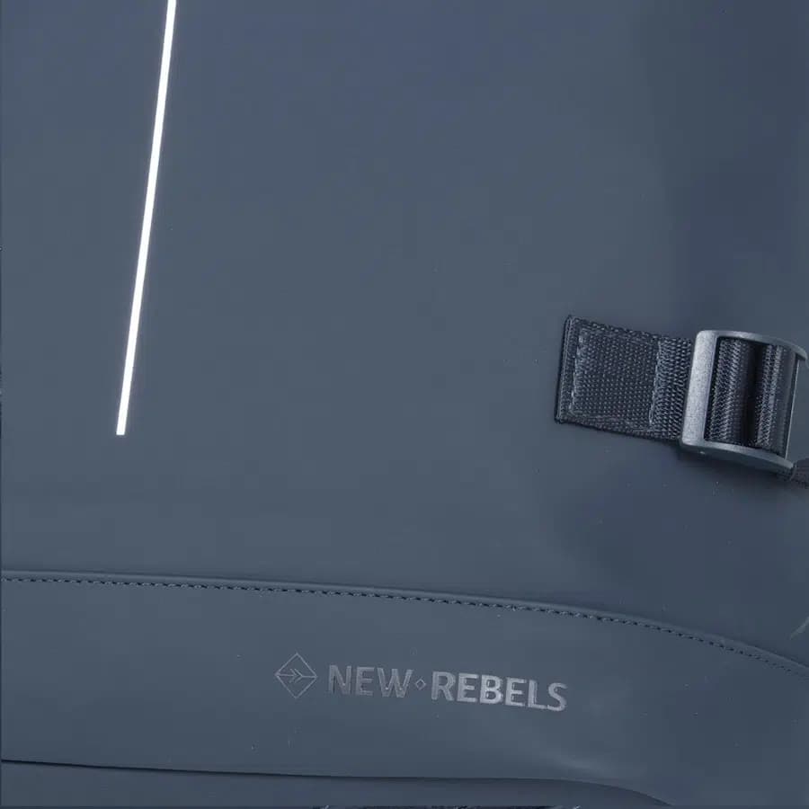 New Rebels Nepromokavý rolovací batoh William Blue Navy 19l - náhled 5