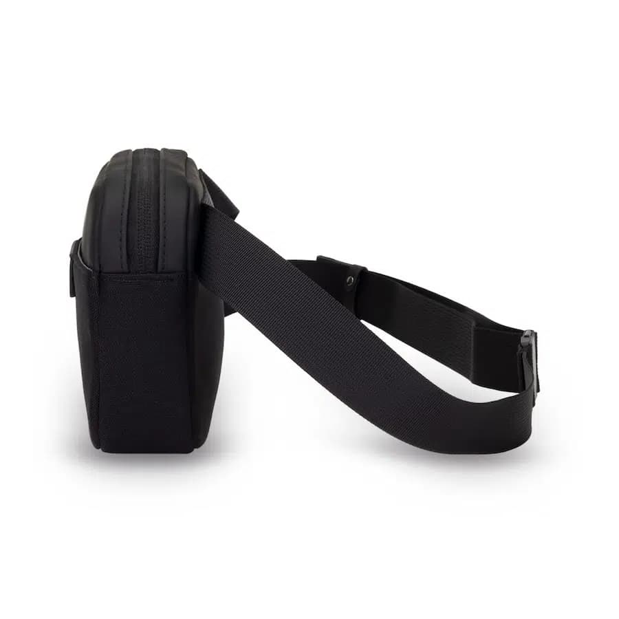 Kapten and Son Crossbody taška Habo All Black 1l - náhled 4