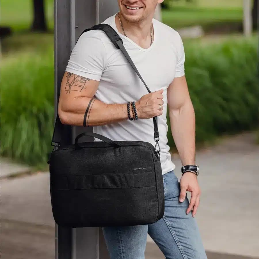 Vuch Látková taška na notebook Mailo black - náhled 2