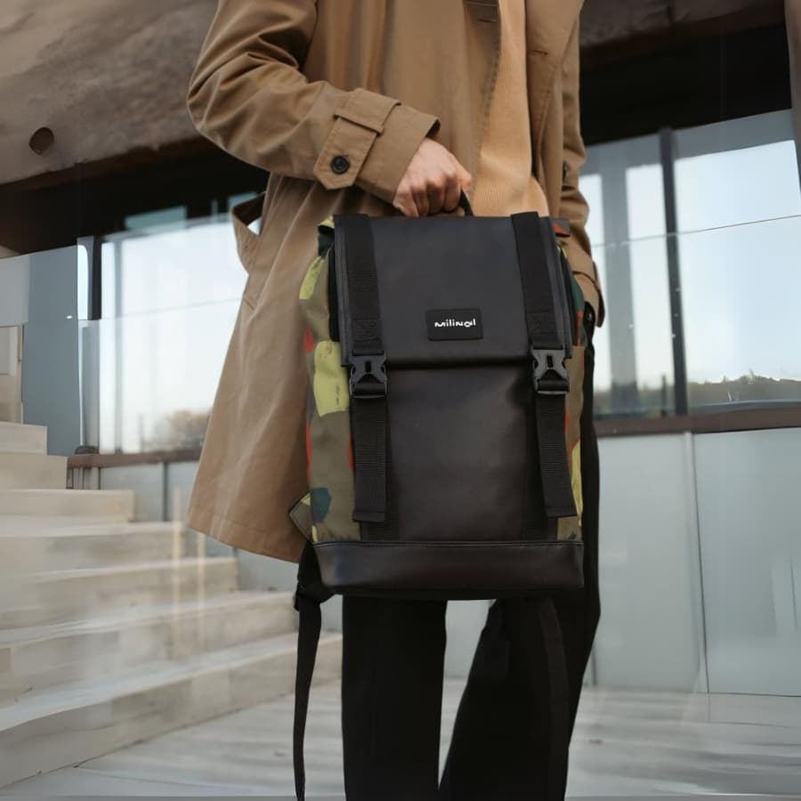 Milinal Městský studentský batoh s klopou Aviapack Autumn 15l - náhled 2