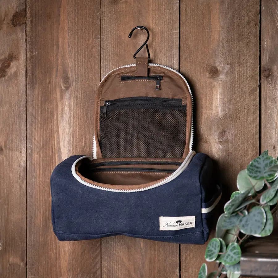 Alaskan Maker Voděodolná kosmetická taška Kenai 4l blue navy - náhled 2